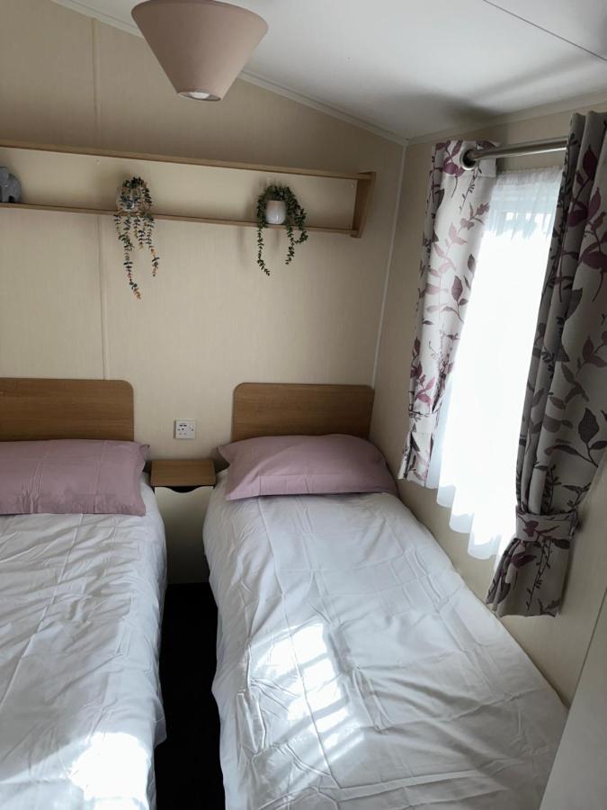 Caravan Hire Thornwick Bay Flamborough Exterior photo